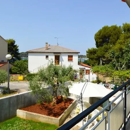 In - Istrien 11443 *