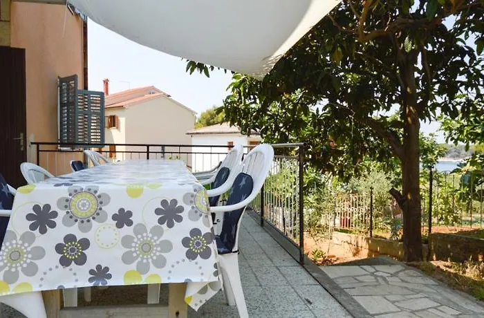 Apartment In Pula - Istrien 11443