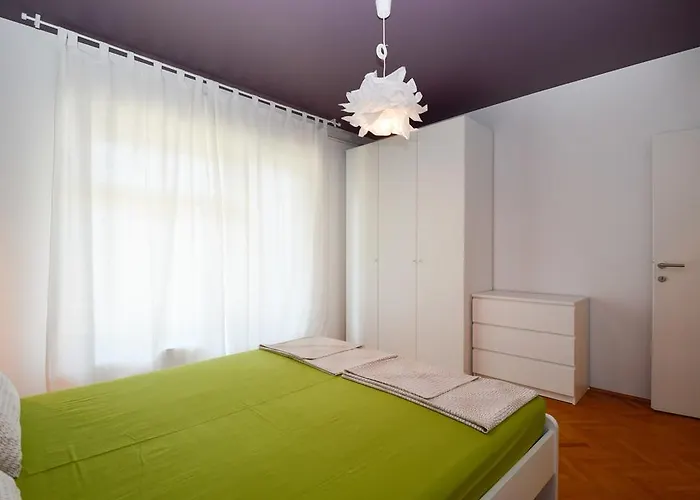 Apartment In Pula - Istrien 11443 *