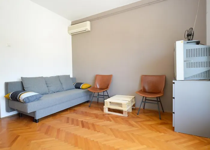 Apartment In Pula - Istrien 11443 Pula