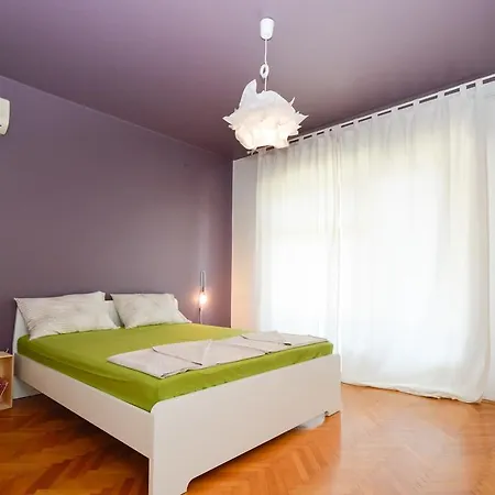 Apartment In Pula - Istrien 11443